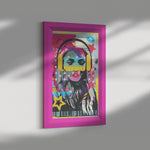 Woman In Love Music Printed Illusion Frame Pink