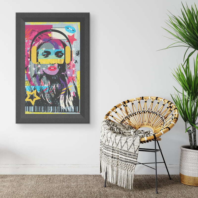 Woman In Love Music Printed Illusion Frame Black