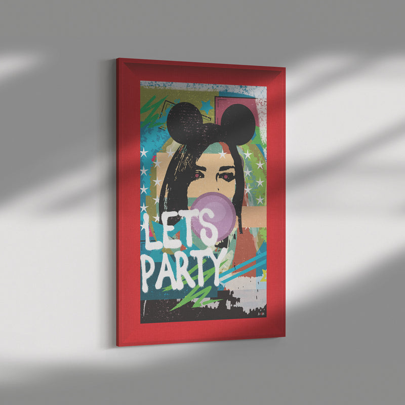 Woman In Love Party Printed Illusion Frame Red