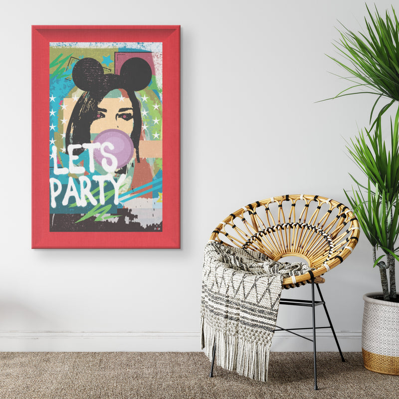 Woman In Love Party Printed Illusion Frame Red